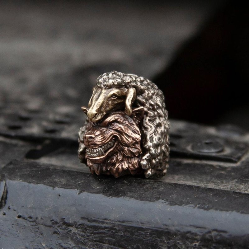 Wolf in Sheep's Clothing - knife lanyard edc paracord bead. - 其他 - 铜/黄铜 咖啡色