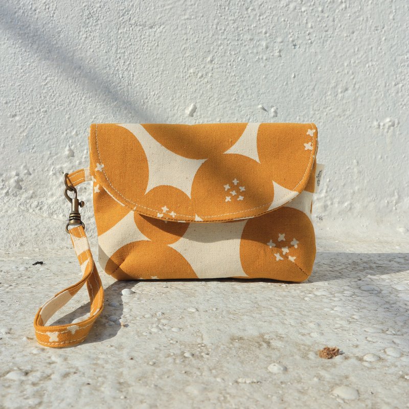 水玉点点手提零钱包(芥末黄) - 零钱包 - 棉．麻 黄色