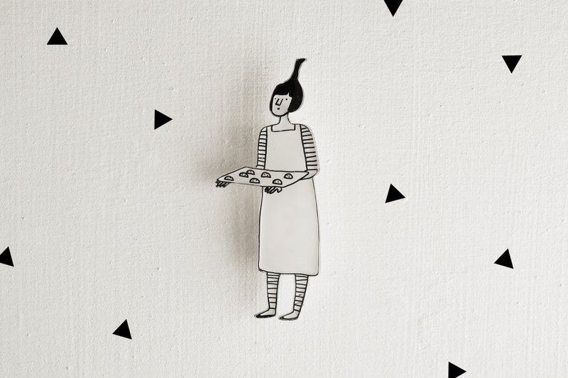 三千根子系列 / 黑白胸针 / 021 - 胸针 - 塑料 白色