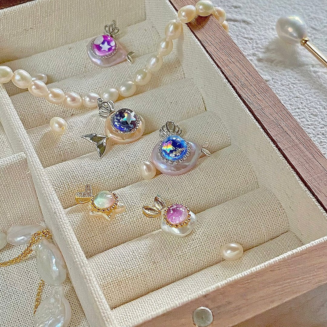 Amelia Jewelry丨海洋精灵 · 天然巴洛克珍珠吊坠 - 项链 - 珍珠 白色