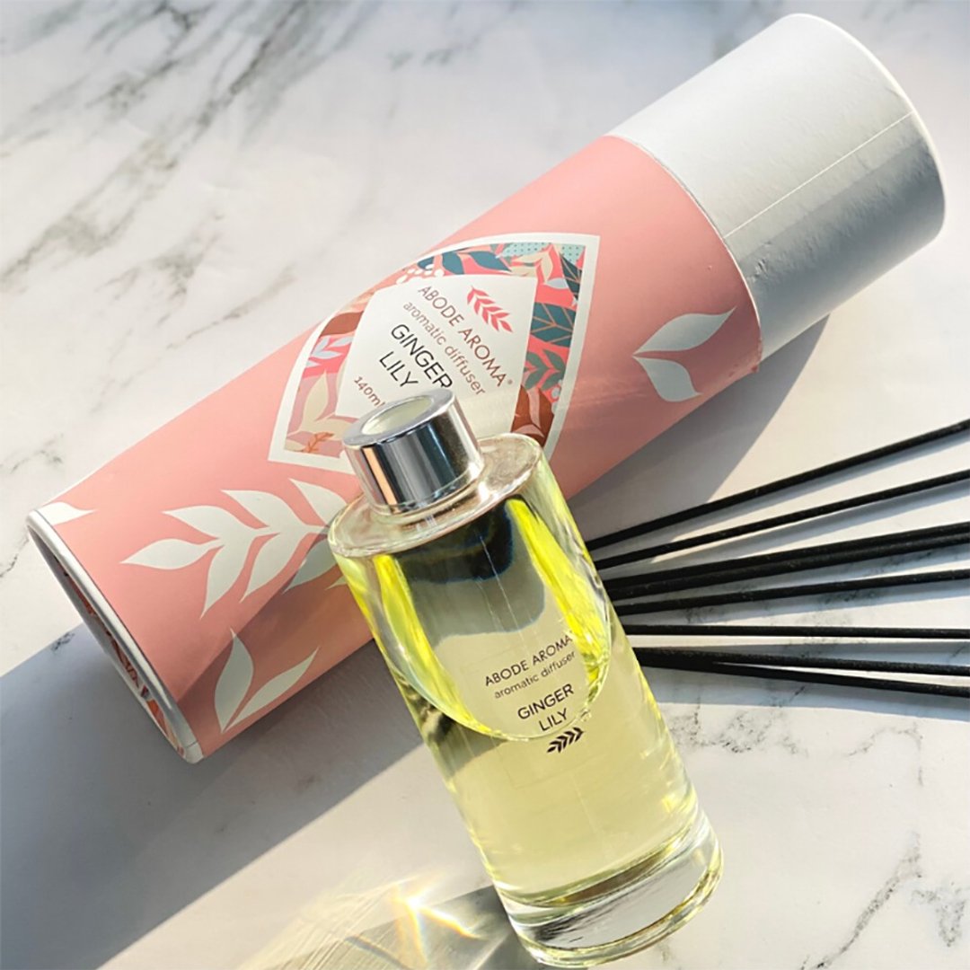 Abode Aroma 家居香薰座 140ml - 姜百合 - 香薰/精油/线香 - 精油 粉红色