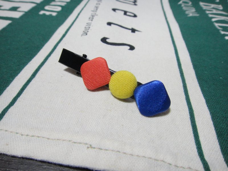 雨过天晴 钮扣鸭嘴长夹 SCSALBZ14X29Z64 - 发饰 - 棉．麻 蓝色