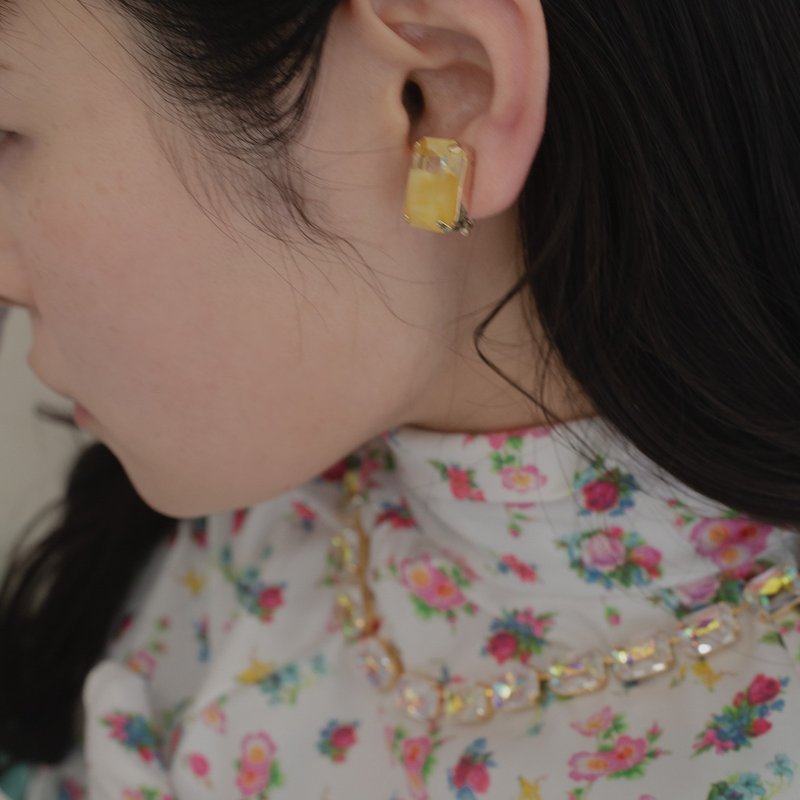 Mimosa Clip-On - 耳环/耳夹 - 玻璃 黄色