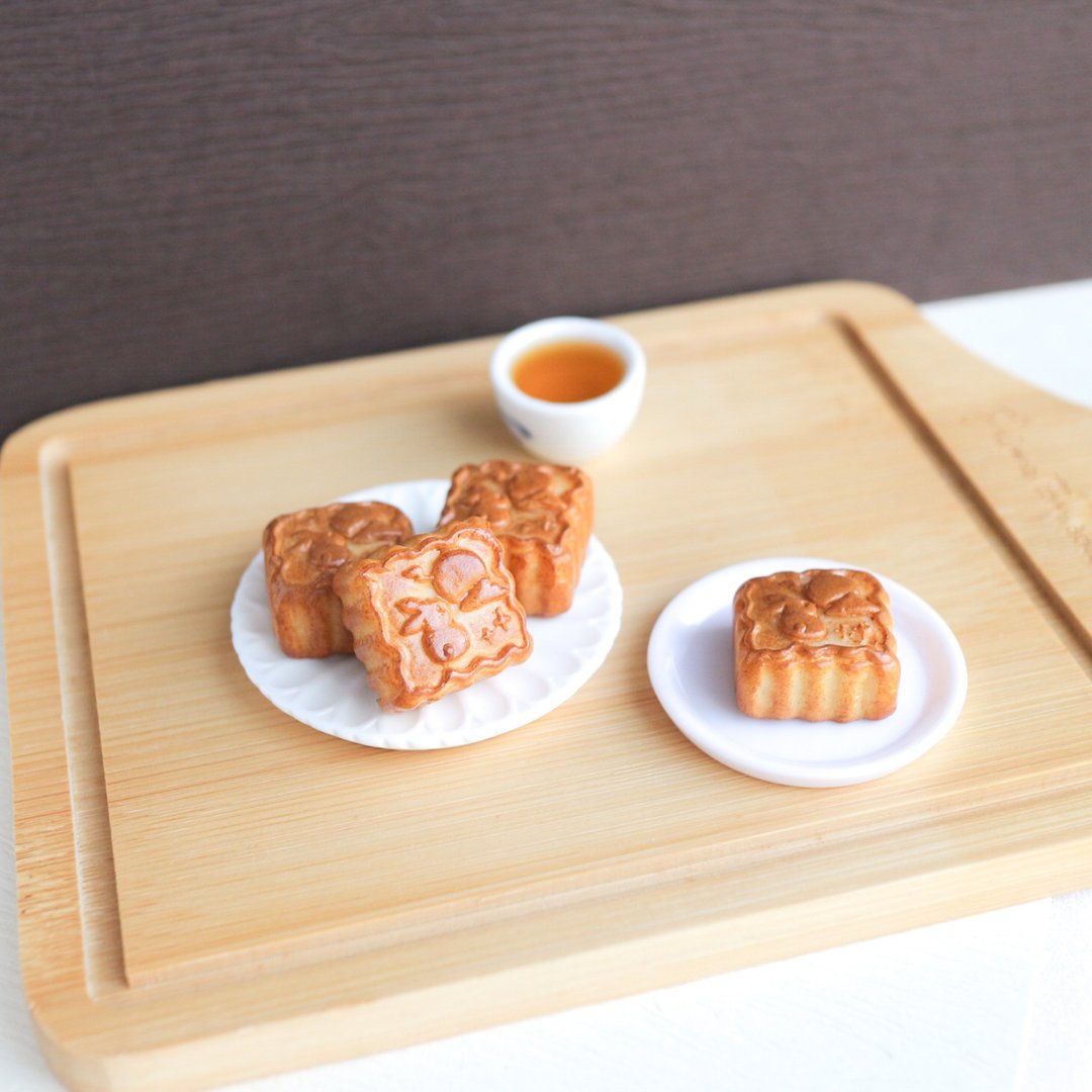 广式月饼 - 方型 (小兔望月) 完整未切 单颗 中秋月饼 耳环饰品 - 耳环/耳夹 - 粘土 橘色