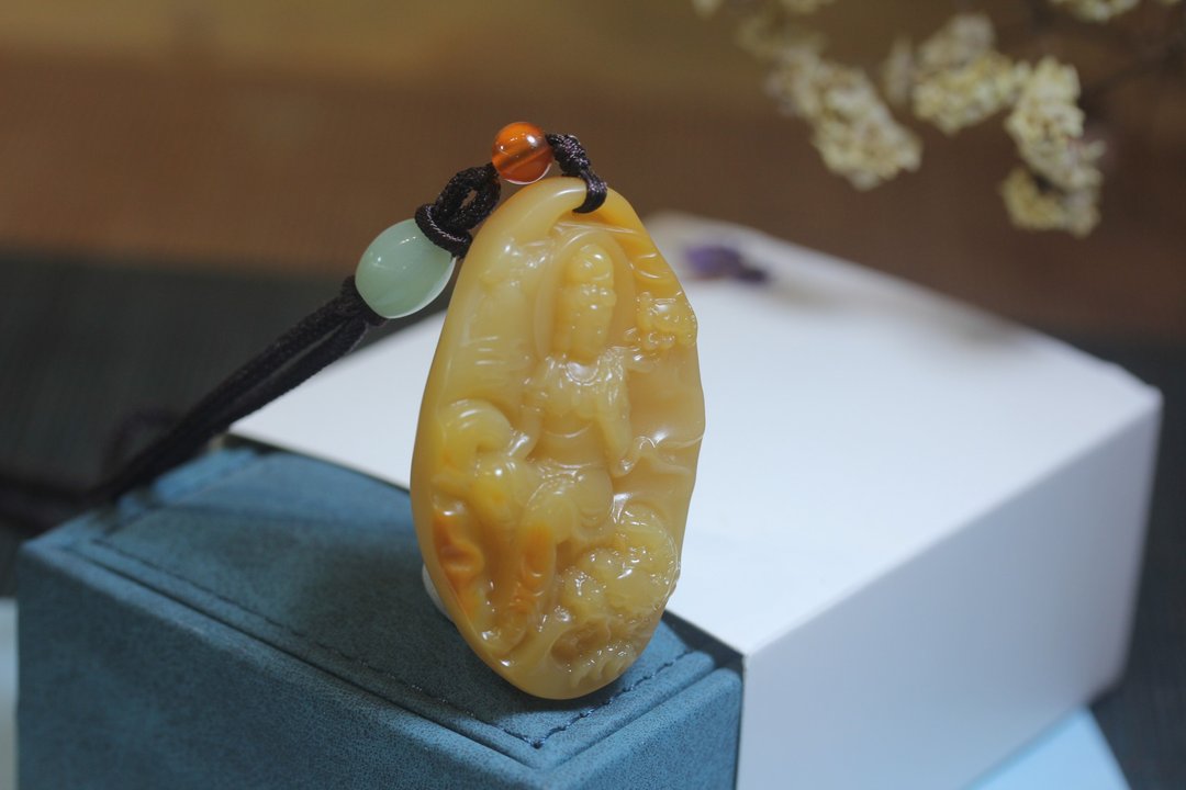 天然黄蜡石籽料留皮乘龙观音挂件挂饰吊坠保平安送礼佳品 - 项链 - 玉石 橘色