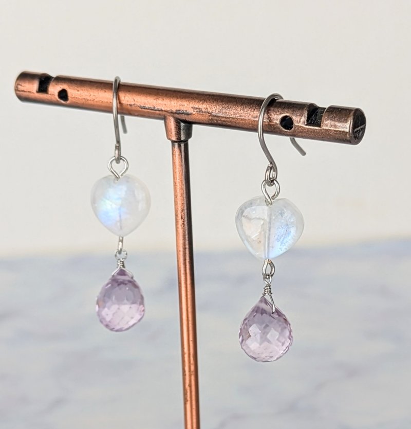 天然宝石耳环　紫水晶 彩虹月光石 - 耳环/耳夹 - 宝石 蓝色