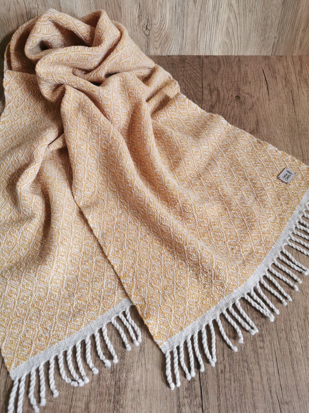 Handwoven by Carina | 手织牦牛绒羊毛围巾 - 围巾/披肩 - 羊毛 橘色