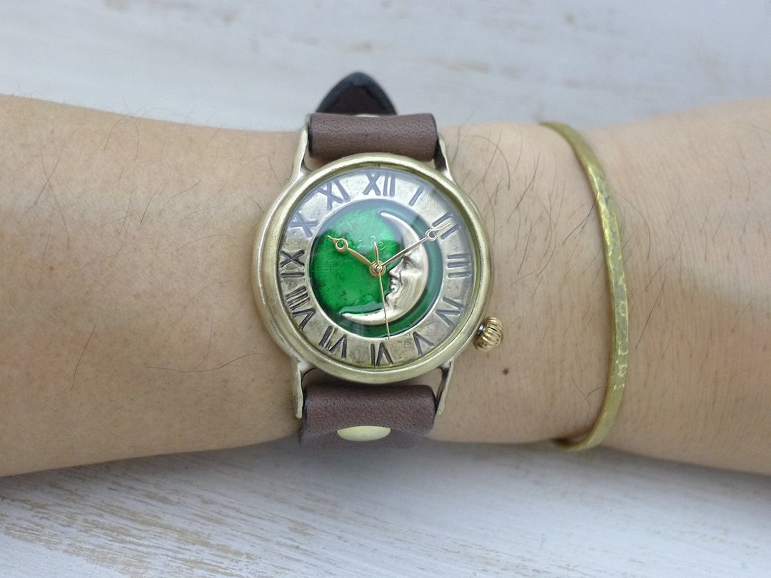 CrescentMoon4-JB 36mm Brass (Brass) Crescent Green Dial Handmade Clock (JUM38CM4) - 女表 - 铜/黄铜 绿色