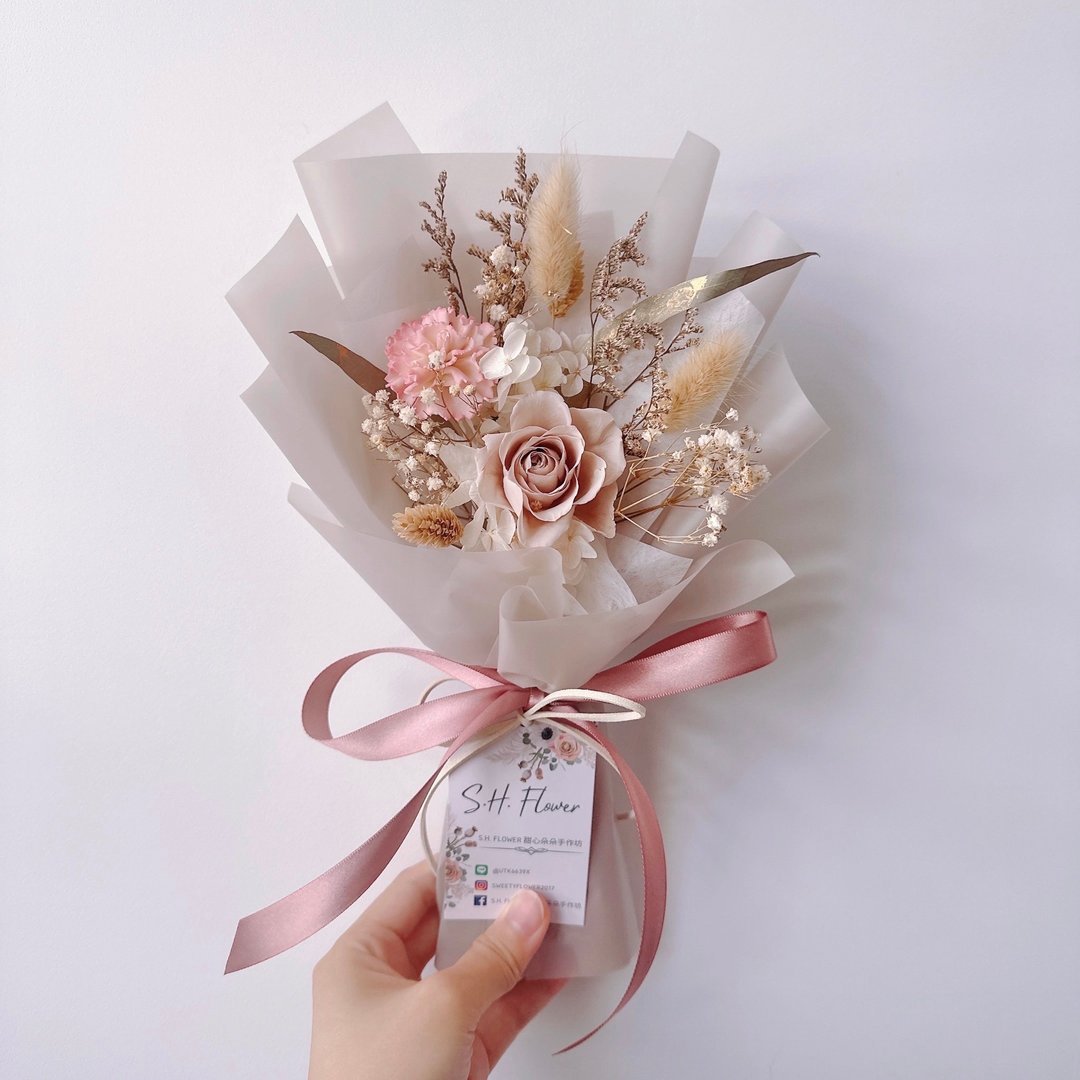 小型永生花束 情人节花束/生日花束/520告白花束/捧花礼/闺蜜礼 - 干燥花/捧花 - 植物．花 