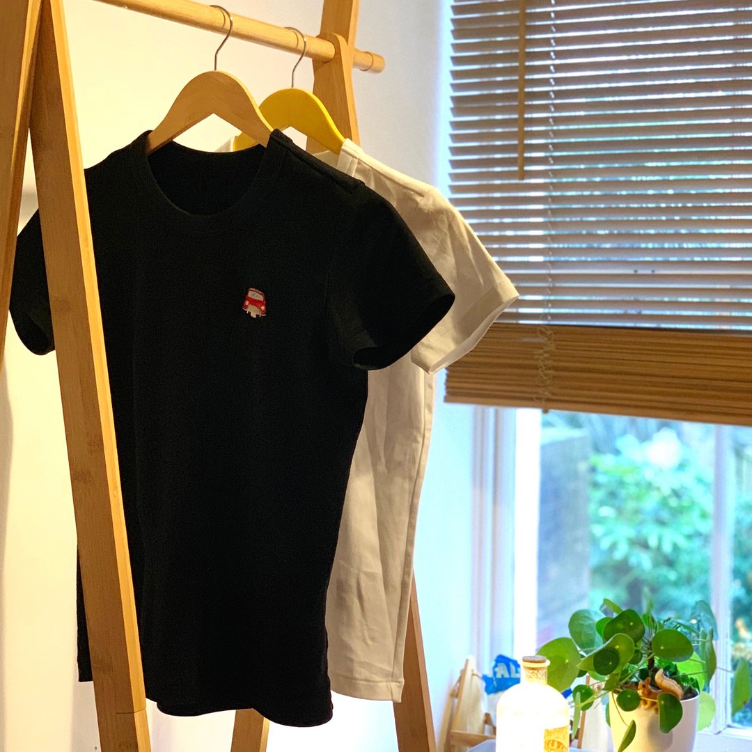 【定制 车子颜色自订】复古车迷你Mini Cooper刺绣 情侣装男女T恤 - 中性连帽卫衣/T 恤 - 棉 白色