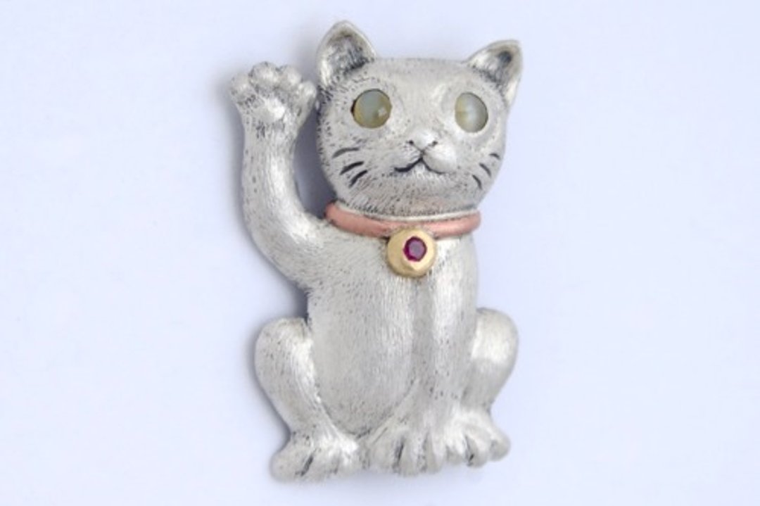 Pinkoi 代购 - 招财猫胸针 - 胸针 - 其他金属 
