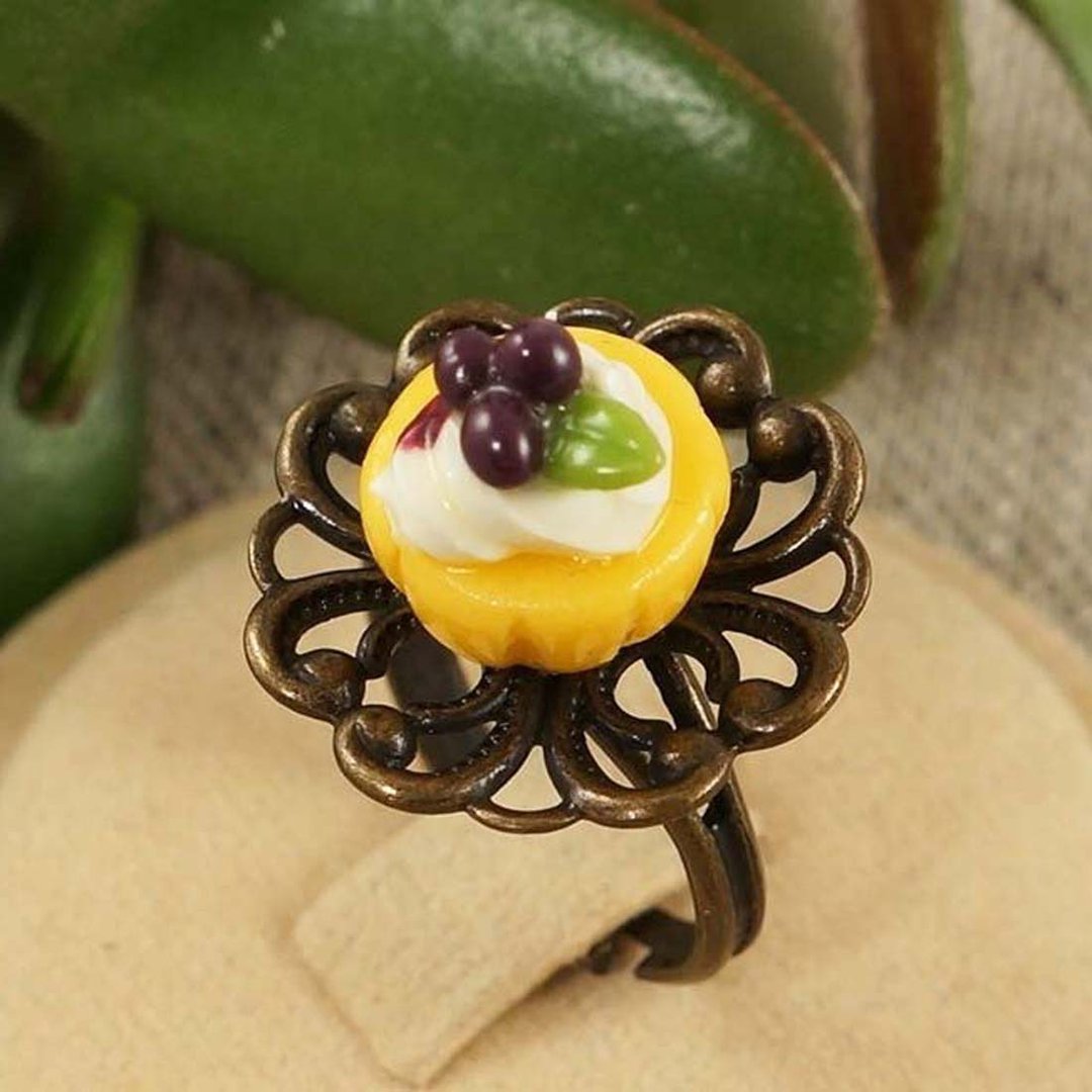 Blueberry Cream Cake Food Miniature Bronze Filigree Adjustable Ring Girl Jewelry - 戒指 - 其他材质 黄色