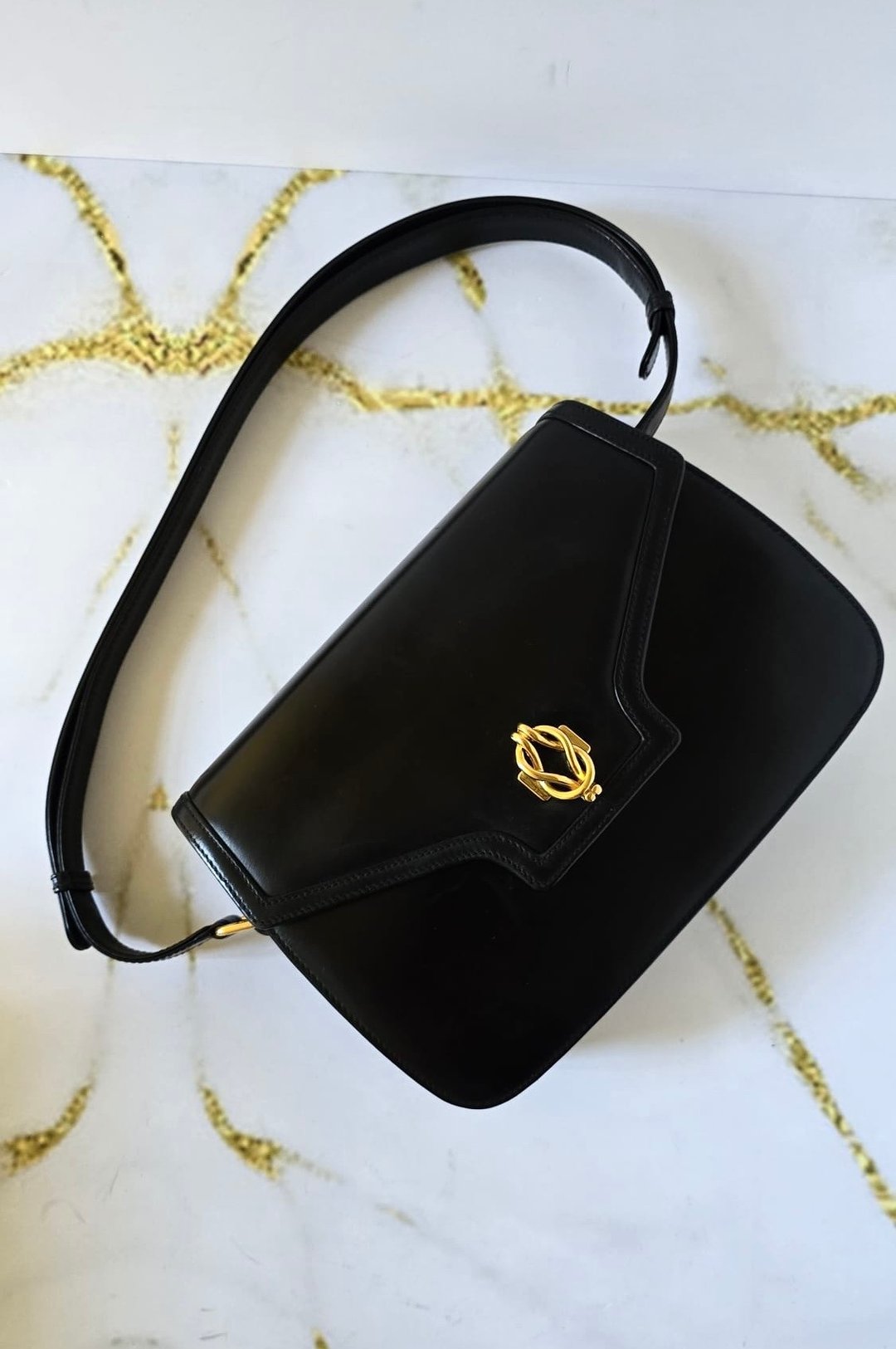 绝版古董包 Gucci 双麻花旋转扣黑金翻盖包 斜背包 侧背包 单肩包 - 侧背包/斜挎包 - 人造皮革 黑色