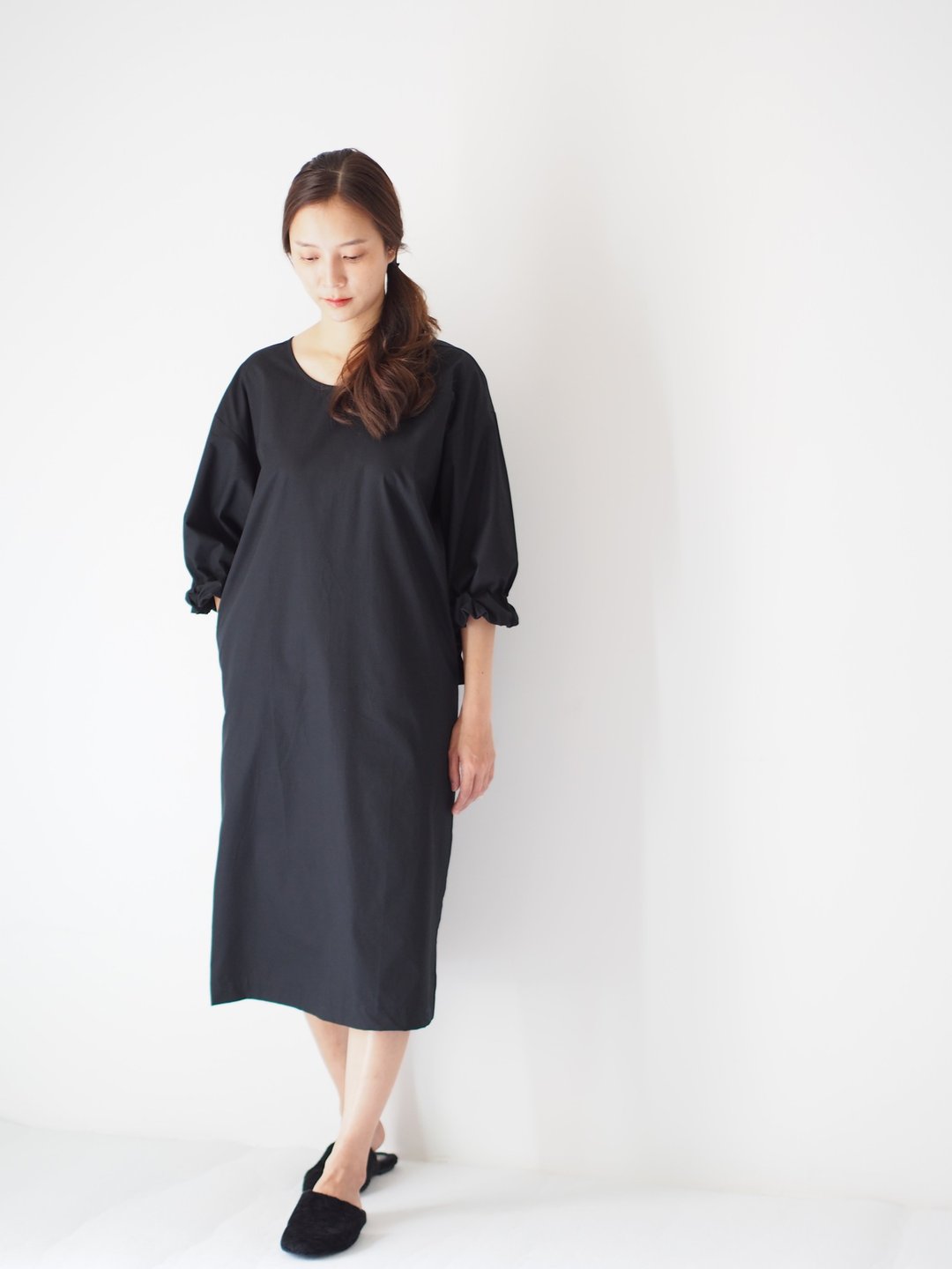 ManiBleu  Bow Tie Bell Sleeve Midi Dress - Black - 洋装/连衣裙 - 棉．麻 黑色