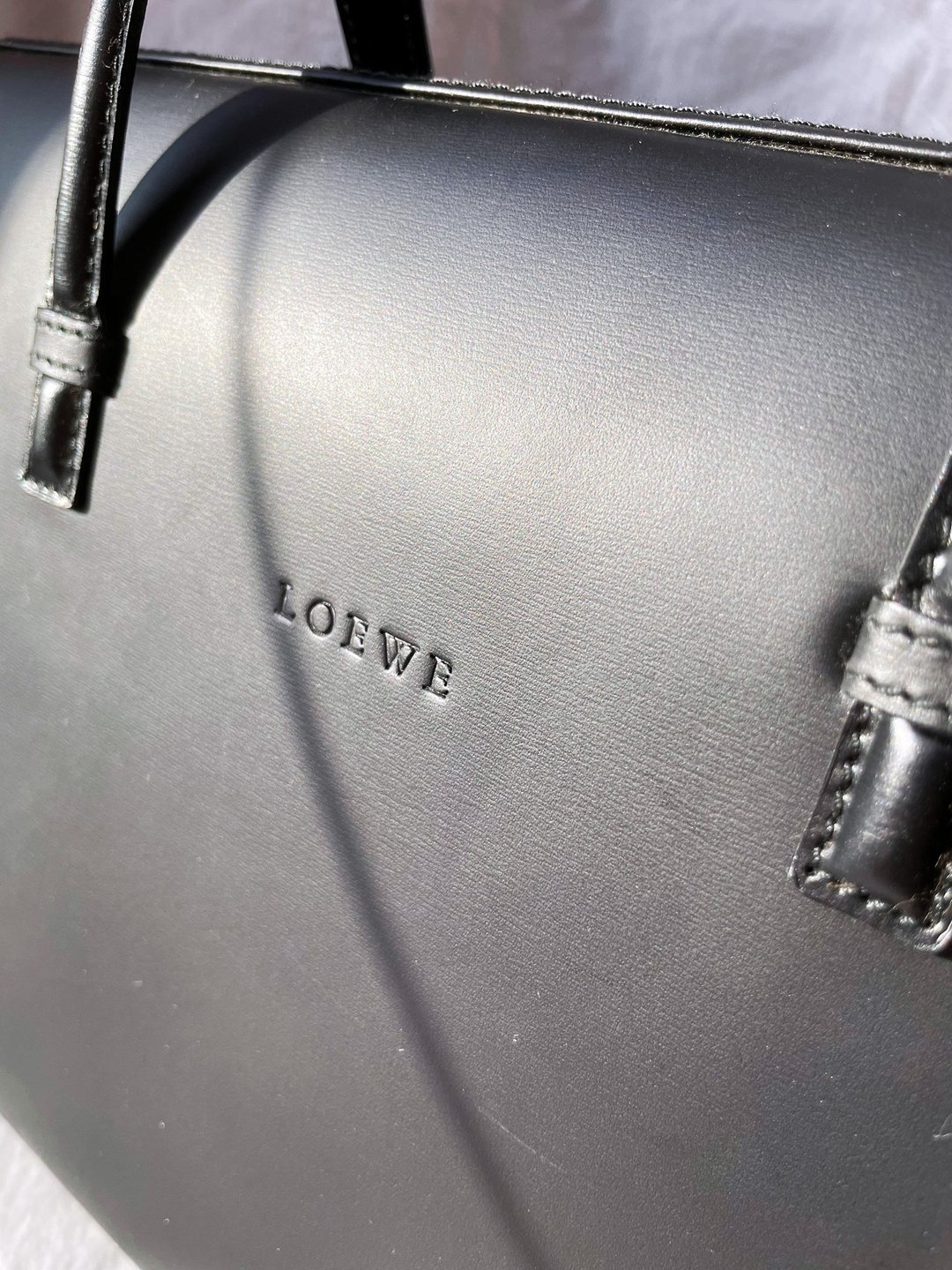 客人预留 LOEWE 博物馆 黑小方包手拎包手挽袋手挽包手拿包手提包 - 侧背包/斜挎包 - 真皮 黑色