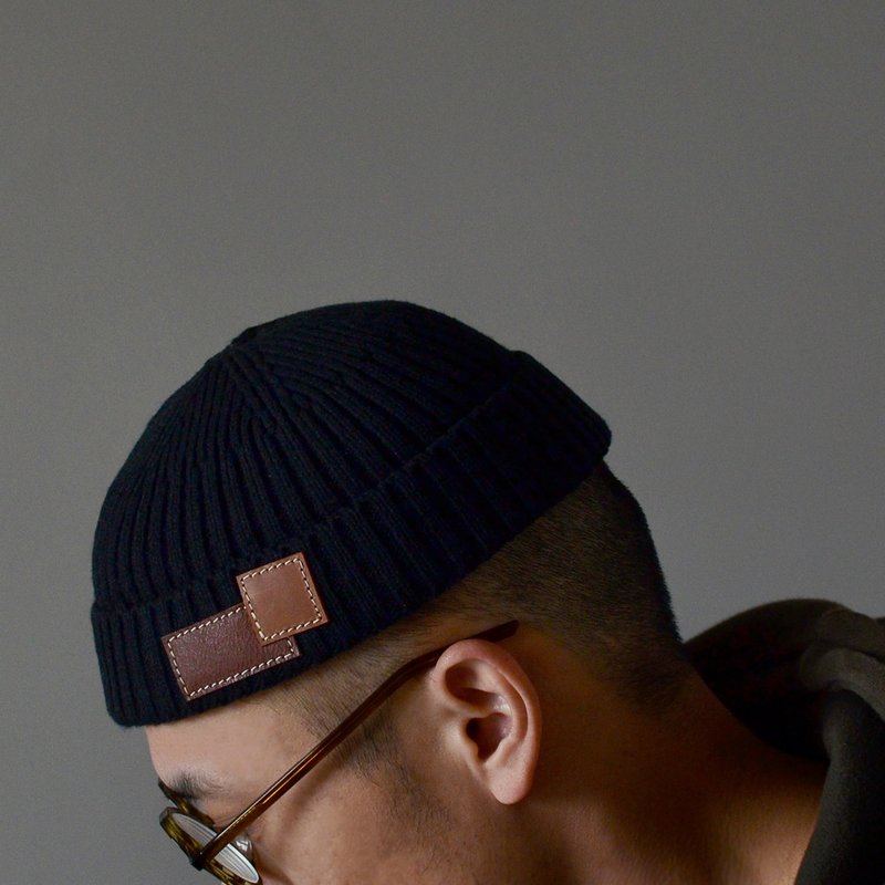 【拼凑的记忆切片】皮革毛帽 皮革补丁 黑色针织短毛帽 - 帽子 - 真皮 黑色