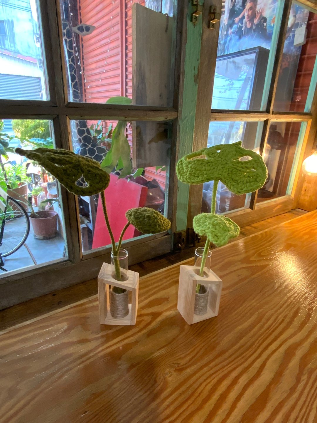 一织独秀龟背芋 瓶插 针织手作 - 摆饰 - 其他材质 金色