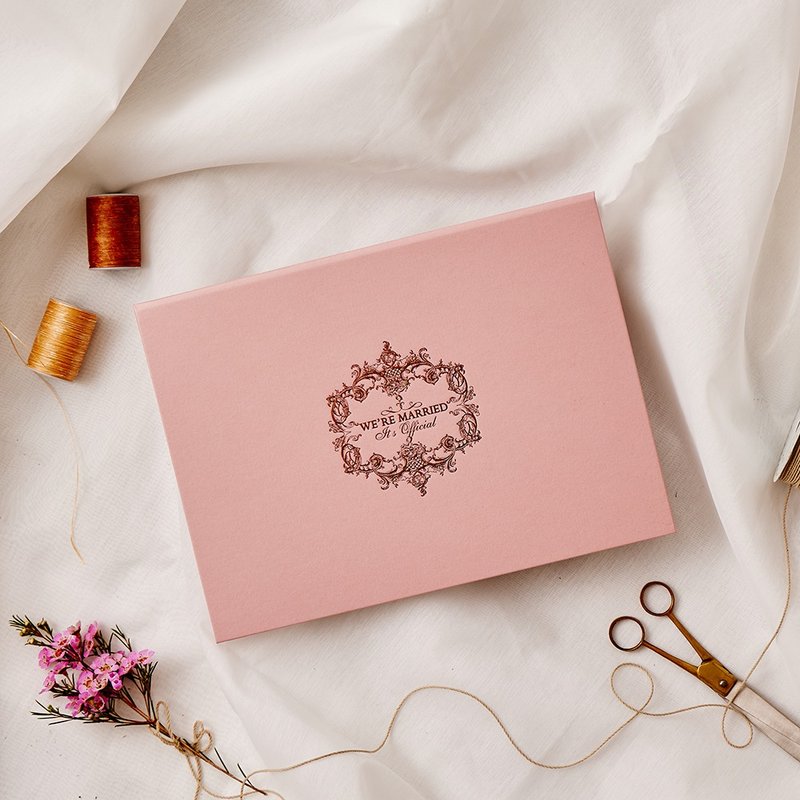 结婚书约套组/干燥玫瑰 (含标准烫金书约纸 + 书约夹) - 婚礼誓言书 - 纸 粉红色