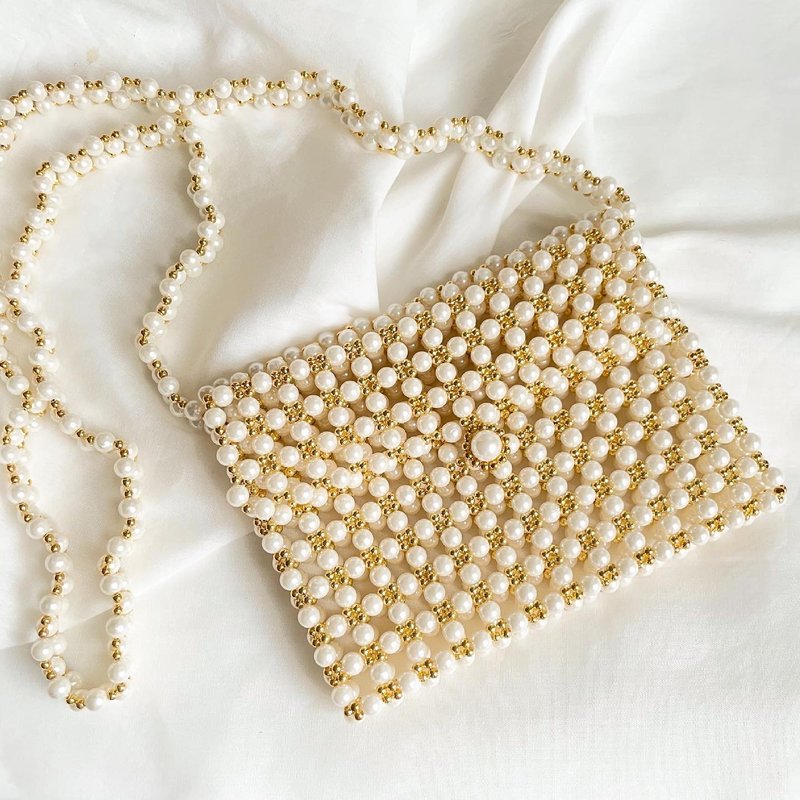 Handmade pearl bead bag - 串珠 包, 携帯バッグ - 手拿包 - 塑料 白色