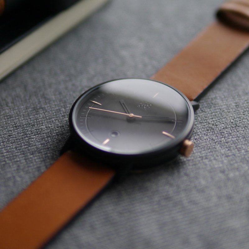 STAGE 3864 实践者旅人植鞣皮革手表 - 经典黑 - 男表/中性表 - 真皮 黑色