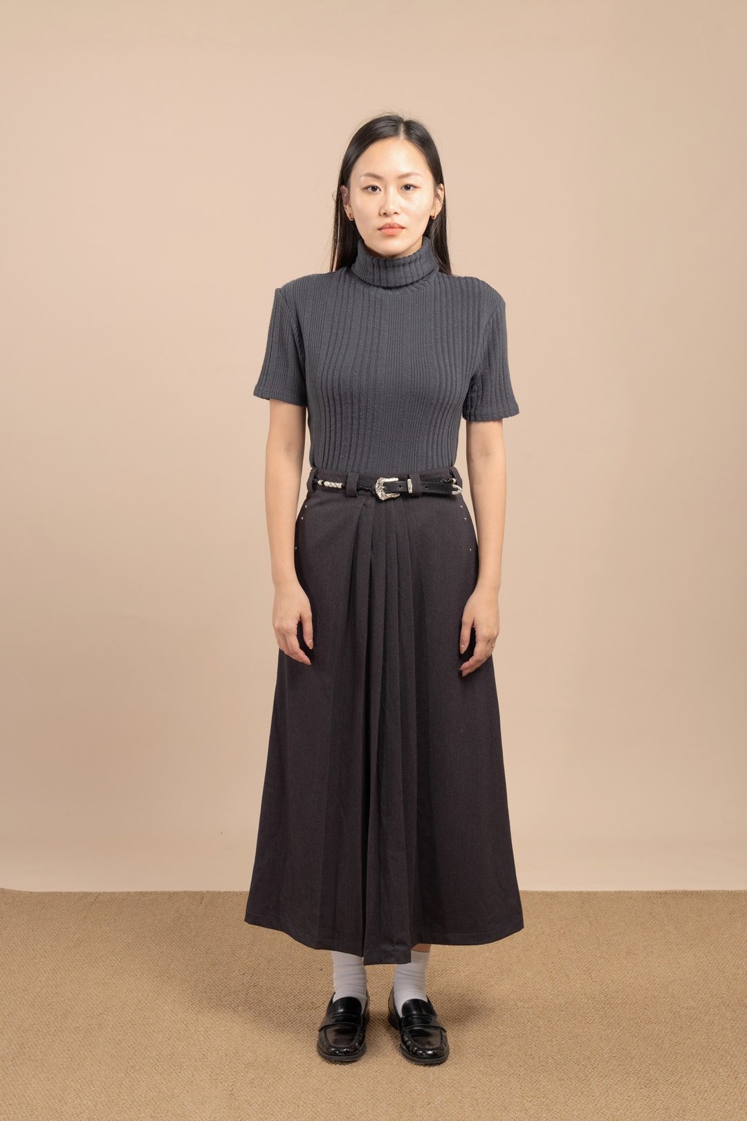 中长半截A字裙 Mid-length A-line skirt - 裙子 - 其他材质 灰色
