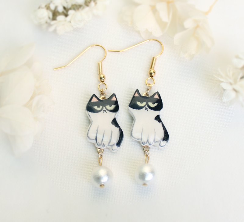 奔驰猫 棉珍珠 耳钩 耳环 / 猫咪 / 耳夹 /动物/手绘  手作 - 耳环/耳夹 - 粘土 黑色