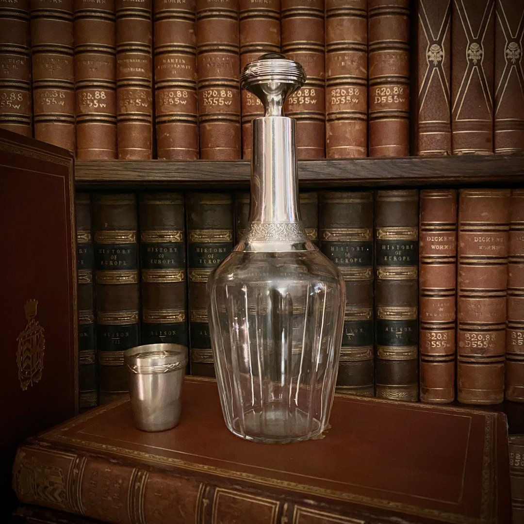 法国巴黎 Risler & Carré 950 高纯度银饰机刻雕花利口酒 烈酒瓶 - 酒杯/酒器 - 纯银 银色
