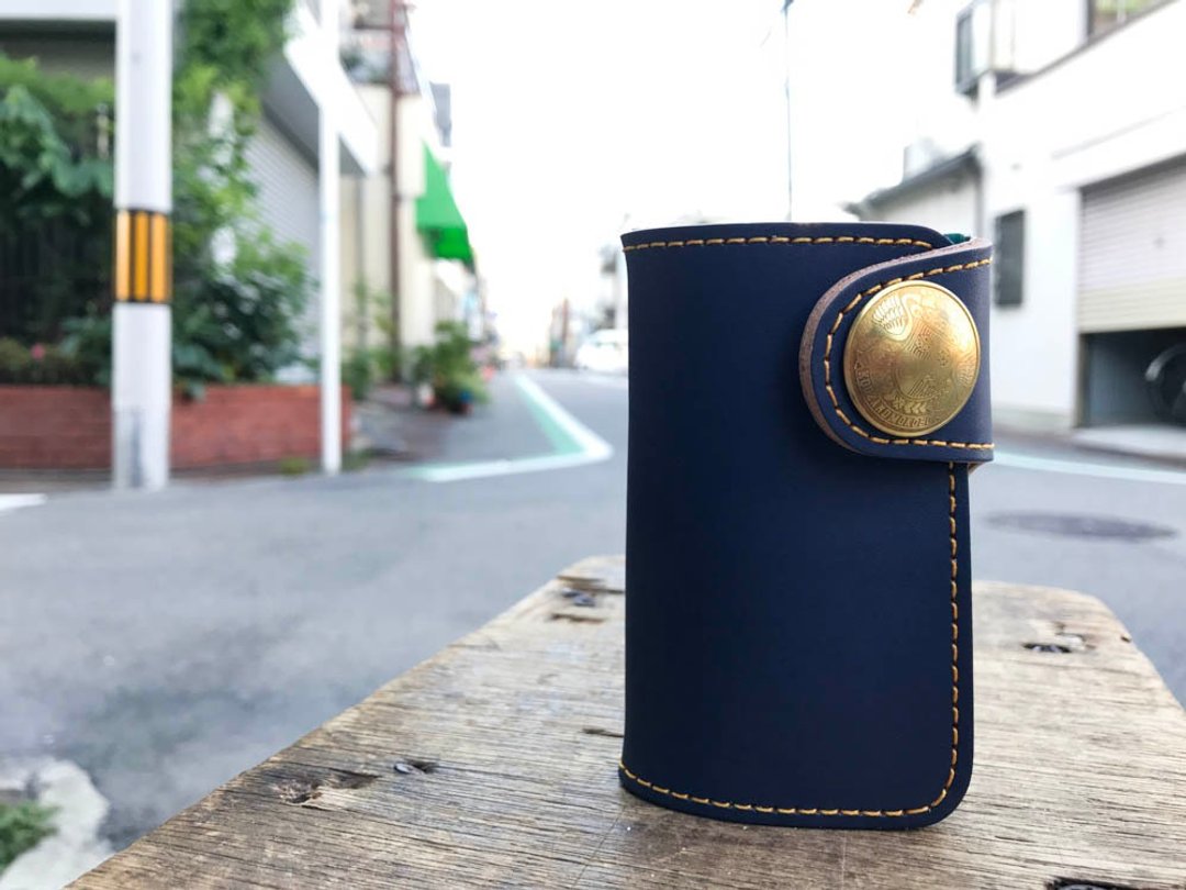 TWO FOLD Adult casual blue two-fold key case Men's concho button TFK-NT-CAl - 钥匙链/钥匙包 - 真皮 蓝色