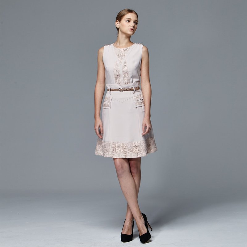 粉色中腰A字裙 - 裙子 - 聚酯纤维 粉红色