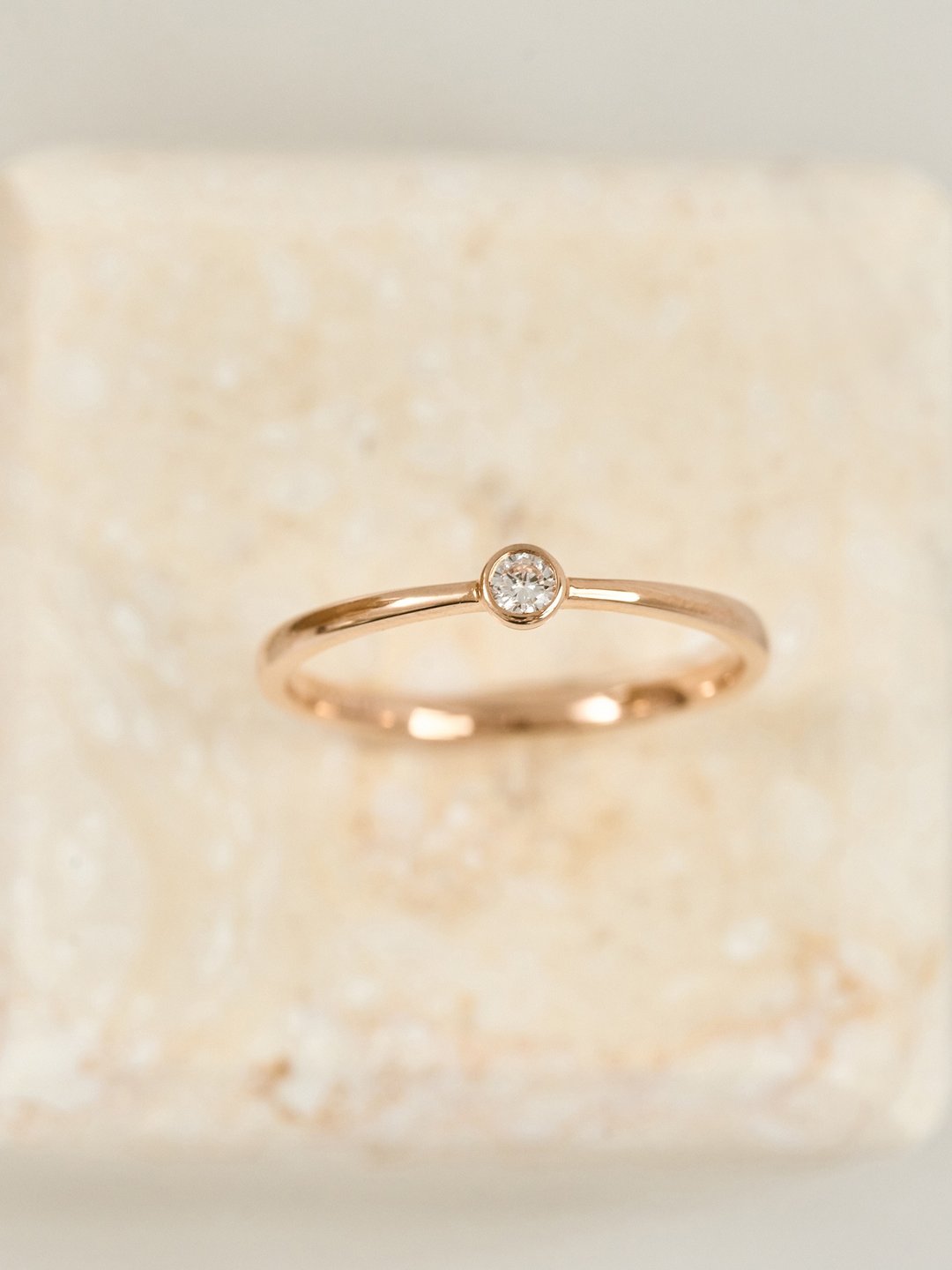| AURA 简约戒指 | 18K 金 钻石轻珠宝母亲节礼物 - 戒指 - 贵金属 