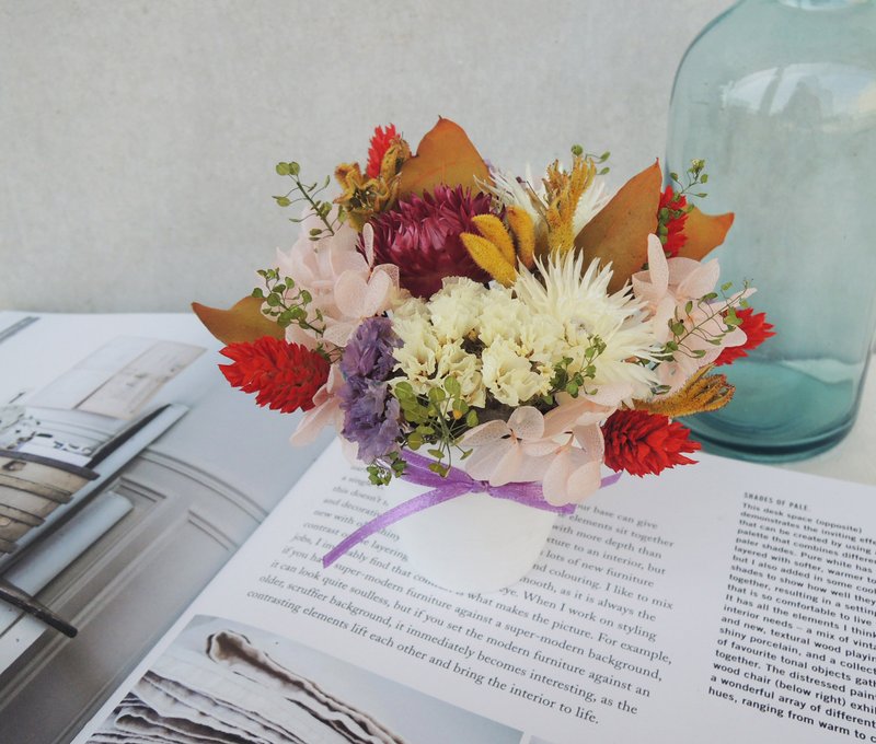 微甜·圈 手作 小品系列 典雅女孩 不凋粉绣球 粉麦杆菊 星辰 珍珠草 毕业季 盆花 小盆花 桌上小物 开幕礼 现货 - 摆饰 - 木头 粉红色