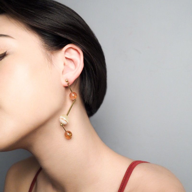 玉骨耳环 - Jade-Bone Earrings - 耳环/耳夹 - 宝石 金色