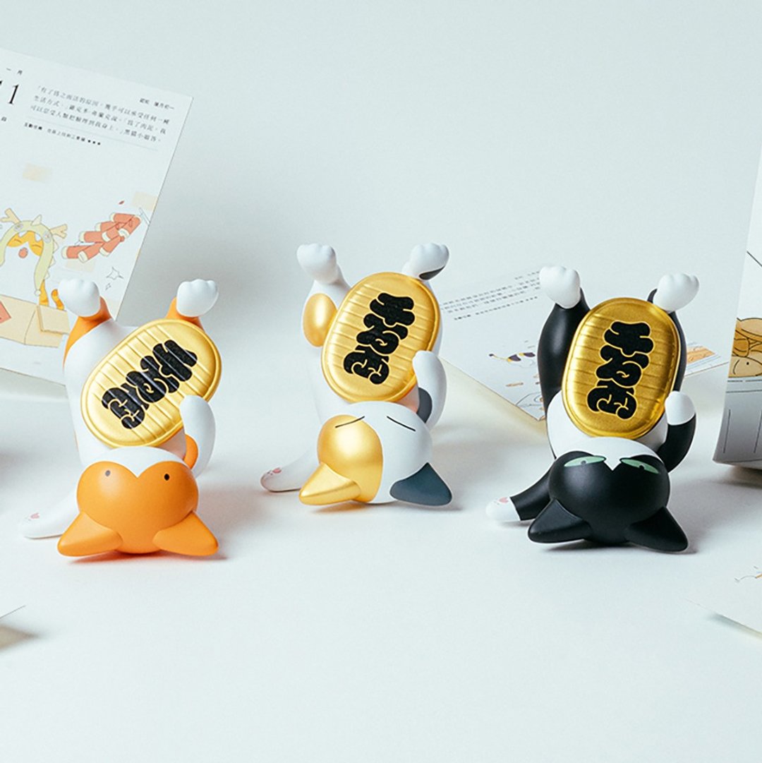 前滚翻 招财猫 | 金运三花、结缘奔驰 - 玩偶/公仔 - 塑料 橘色