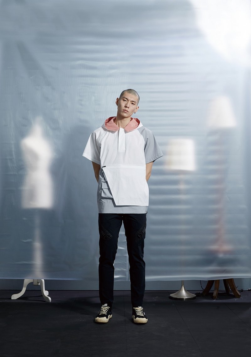 Influx 大口袋连帽上衣 - 白 - 男装上衣/T 恤 - 棉．麻 