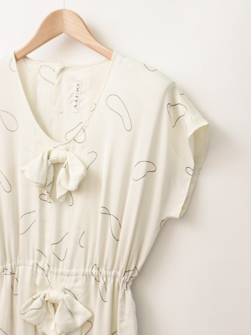 复古春夏甜美可爱清新几何印花米白色短袖古着洋装 - 洋装/连衣裙 - 聚酯纤维 白色