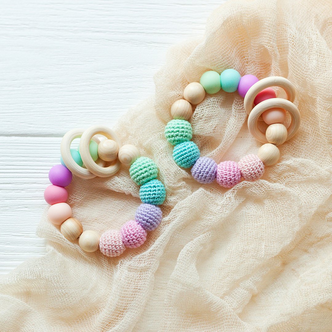 Pastel Rainbow Baby Rattle - Wooden & Silicone Teething Ring Toy - Baby Teether - 满月礼盒 - 木头 多色