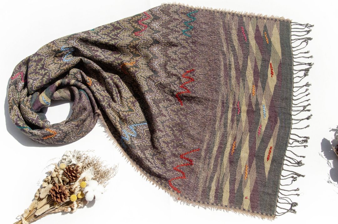 喀什米尔Cashmere/水煮羊毛披肩/针织围巾/刺绣围巾/羊绒披巾-花 - 围巾/披肩 - 羊毛 多色