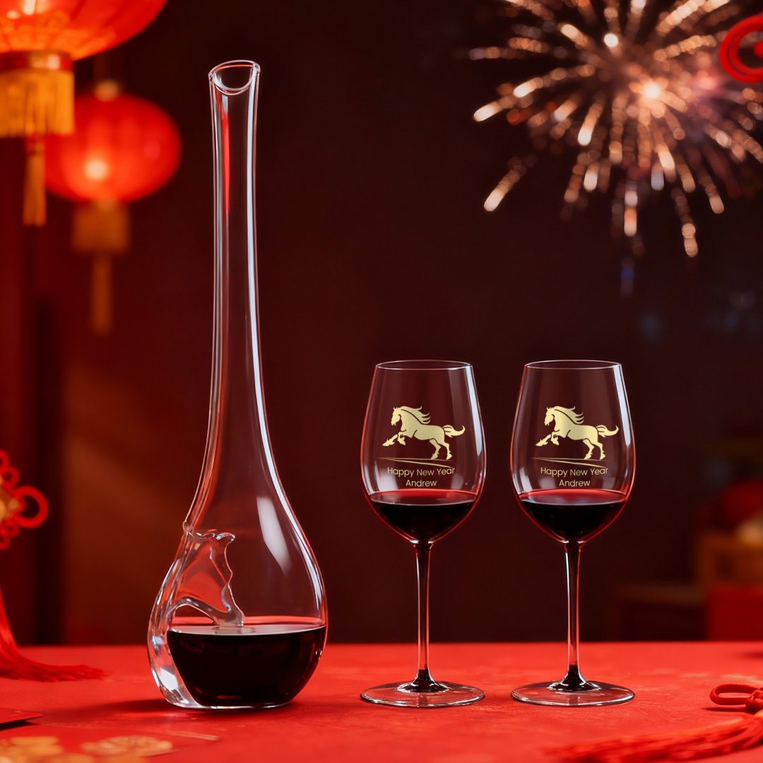 2026马年纪念款醒酒器对杯 定制化高级感礼物 新年礼物 纪念礼物 - 酒杯/酒器 - 玻璃 