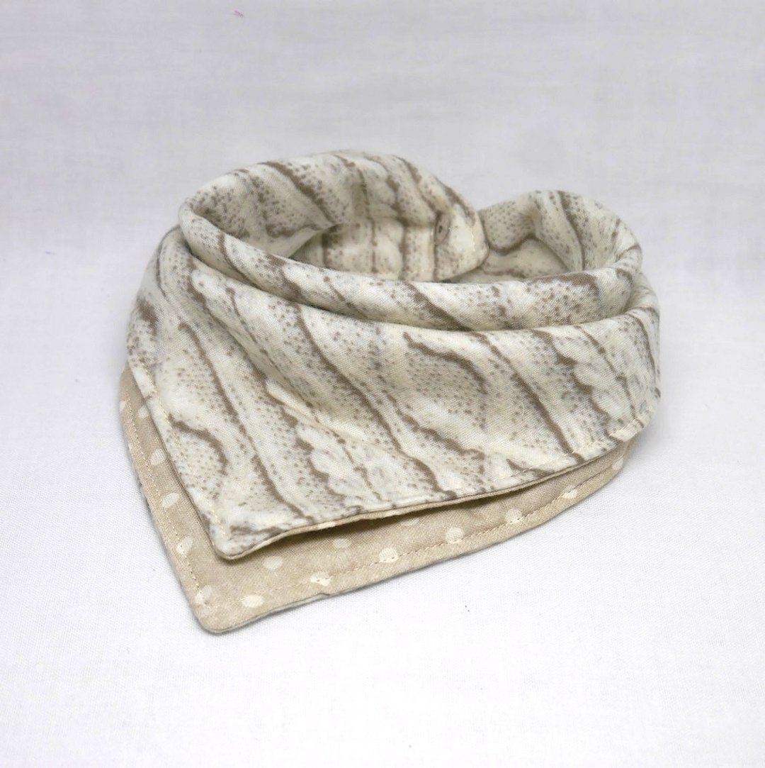 Japanese Handmade 6-layer-gauze Baby Bib - 围嘴/口水巾 - 棉 白色