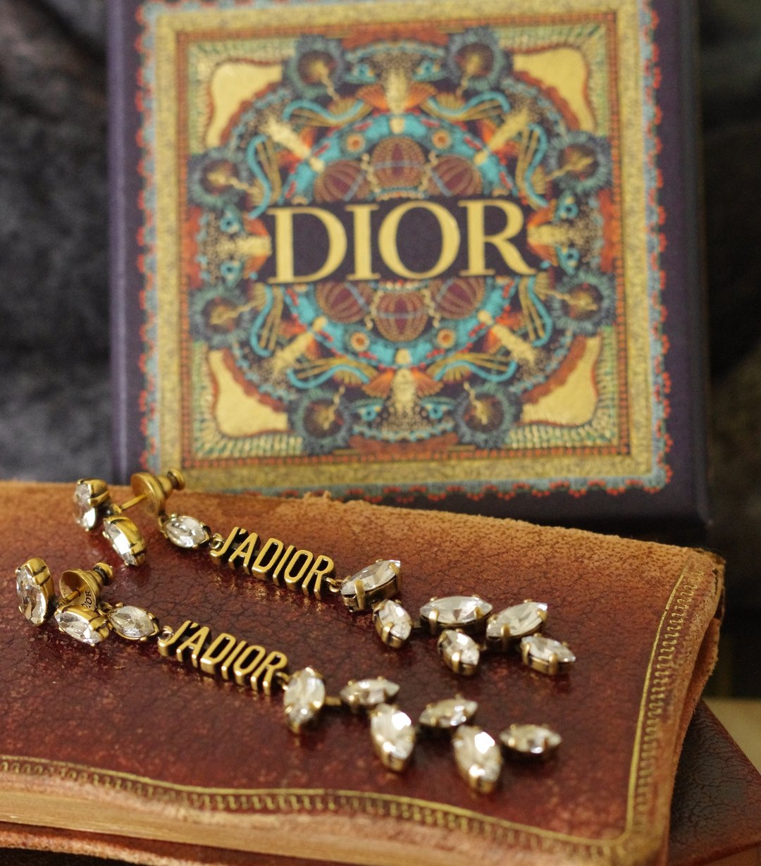 真品DIOR JADIOR古铜色人造石水滴垂坠针式耳环 近代新品 P515 - 耳环/耳夹 - 其他金属 金色
