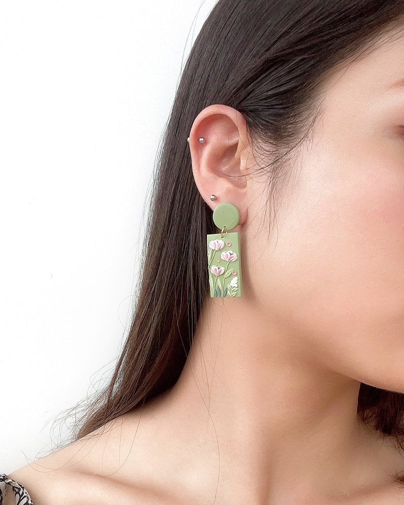 抹茶色粉红虞美人花软陶耳环 - 耳环/耳夹 - 其他材质 