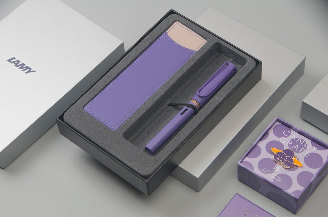 LAMY 钢笔单入笔套+徽章铁盒 / SAFARI 狩猎者系列 - 多彩 - 钢笔 - 塑料 多色