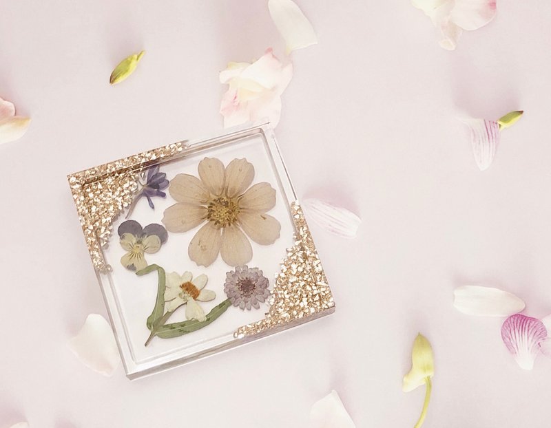 押花水果滴胶杯垫  饰品收纳 托盘 - 波斯菊/格桑花 - 摆饰 - 树脂 紫色