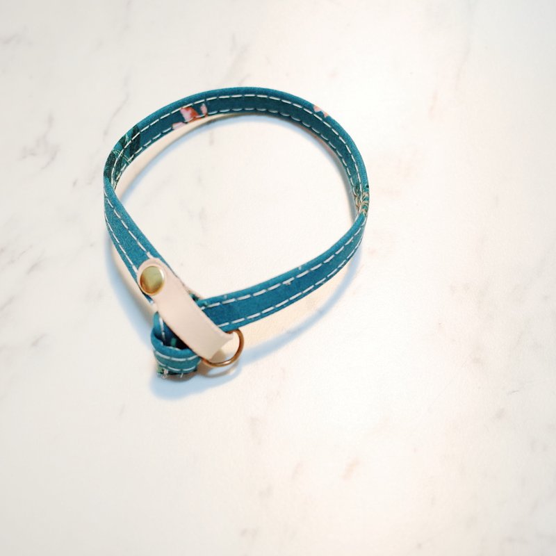 猫 项圈 深绿花枝摇 植楺皮 附铃铛 可加购吊牌 - 项圈/牵绳 - 棉．麻 