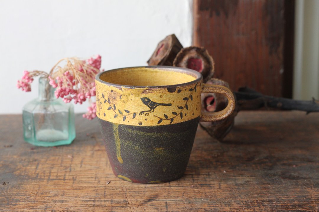 Cup with arabesque - 咖啡杯/马克杯 - 陶 黑色