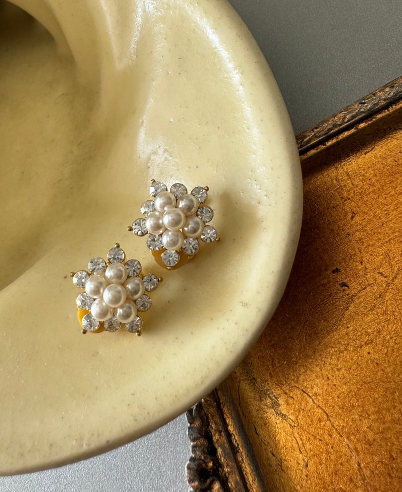 Vintage 葡萄藤 耳夹 - 耳环/耳夹 - 其他金属 白色