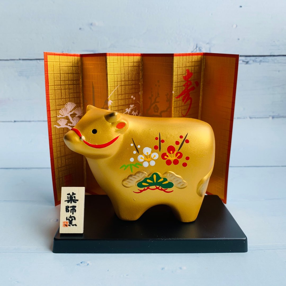 彩耀招福牛-松竹梅(金)-牛年吉祥物 - 玩偶/公仔 - 陶 