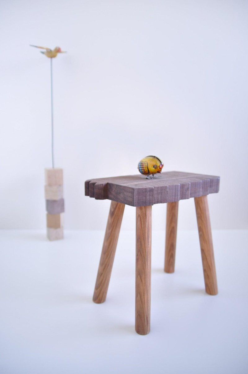 Jagged stool - 其他家具 - 木头 咖啡色