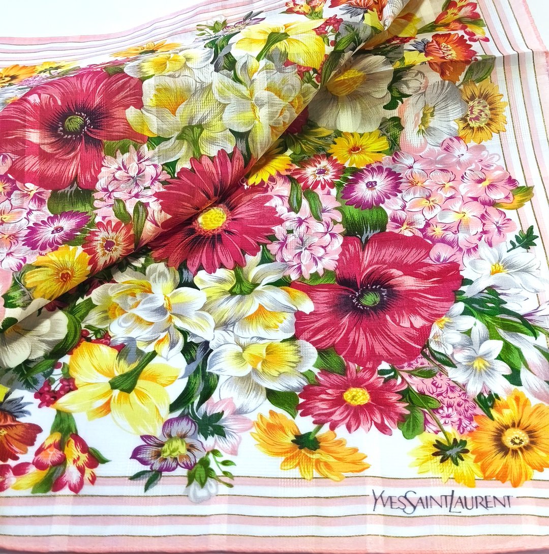 Yves Saint Laurent 古董丝巾 植物 - 英式花园 22 x 21.5 英寸 - 手帕/方巾 - 棉 红色