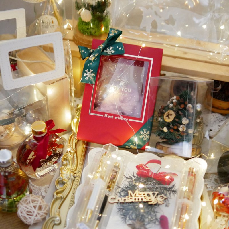 圣诞交换礼物 - 纸盒/包装盒 - 其他材质 多色